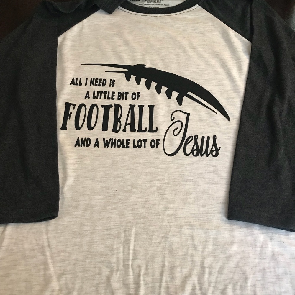 T-shirt 🏈